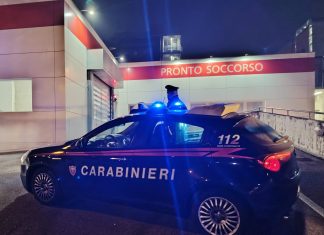 Sant’Anastasia, follia durante l’arresto: sei Carabinieri feriti da un uomo e dai suoi familiari.