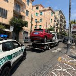 Targa polacca e telaio contraffatto, la Polizia Metropolitana sequestra a Portici una Fiat 500X: era stata rubata in provincia di Latina nel 2021