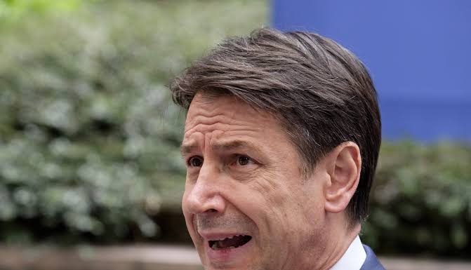L’INDAGINE CHOC DI INPS E GUARDIA DI FINANZA: CON IL REDDITO DI CITTADINANZA RUBATI 1,5MILIARDI DI EURO. CENTINAIA DI MILIONI REGALATI AI CRIMINALI