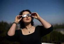 Eclissi totale, oggi lo spettacolo astronomico: ecco dove il sole sarà completamente oscurato