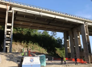 LA TRATTATIVA DISPERATA TRA LA POLIZIA E VELLA PRIMA DEL LANCIO DAL CAVALCAVIA