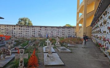 Cimitero, ripulita l’area a ridosso delle nuove ali. Ora il Comune sblocchi finalmente i 4 mila loculi