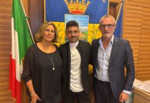 GIUGLIANO, INCENDIO A CASACELLE: IDEE E CONCRETEZZA INCONTRA L’AMMINISTRAZIONE. “MASSIMA ATTENZIONE PER CITTADINI, SCUOLE E TERRITORIO”