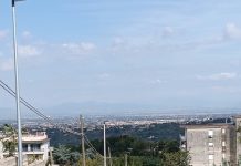 Marano. Via Castrese Scaja, la segnalazione dei residenti: «Controllate gli scarichi delle acque nere, alcuni sversano nel vallone»