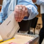 Alle elezioni in Svezia centrosinistra e centrodestra sono testa a testa