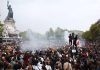 Francia, proteste contro il carovita: scontri a Parigi e lacrimogeni, circa 100 fermi