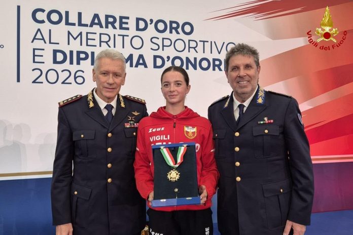 VIOLA SCOTTO DI CARLO (2)