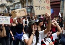 COLLETTIVI STUDENTESCHI, CENTRI SOCIALI, PRO PAL: GUERRIGLIA URBANA IN MOLTE CITTA’. LE VIOLENZE ESPLODONO ANCHE IN ITALIA