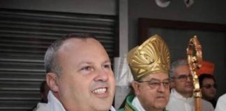 Marano, oggi l’ultimo saluto di don Ciro Russo: dopo 25 anni lascia San Ludovico d’Angiò. Dal 1 novembre sarà a Procida