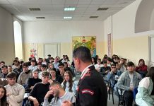 LEGALITÀ, CARABINIERI IN CATTEDRA ALL’ALBERGHIERO FERRAIOLI DI NAPOLI