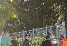 Marano. Niente stipendi, operatori ecologici protestano in municipio